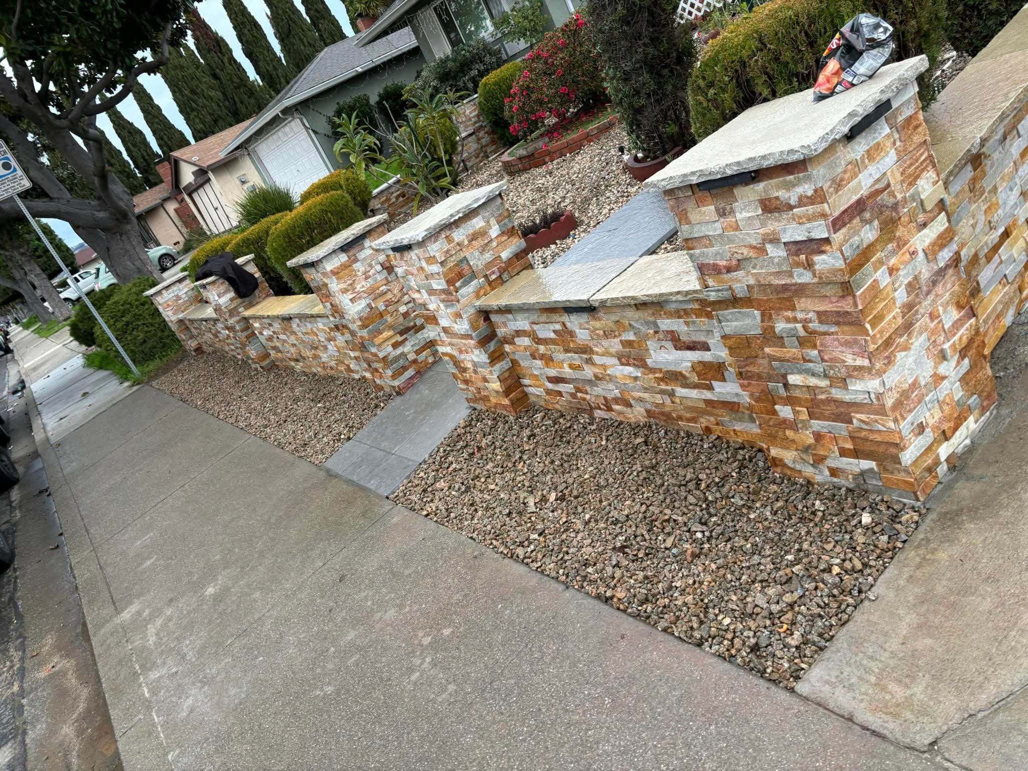 Retaining Walls - Image 1 of 4